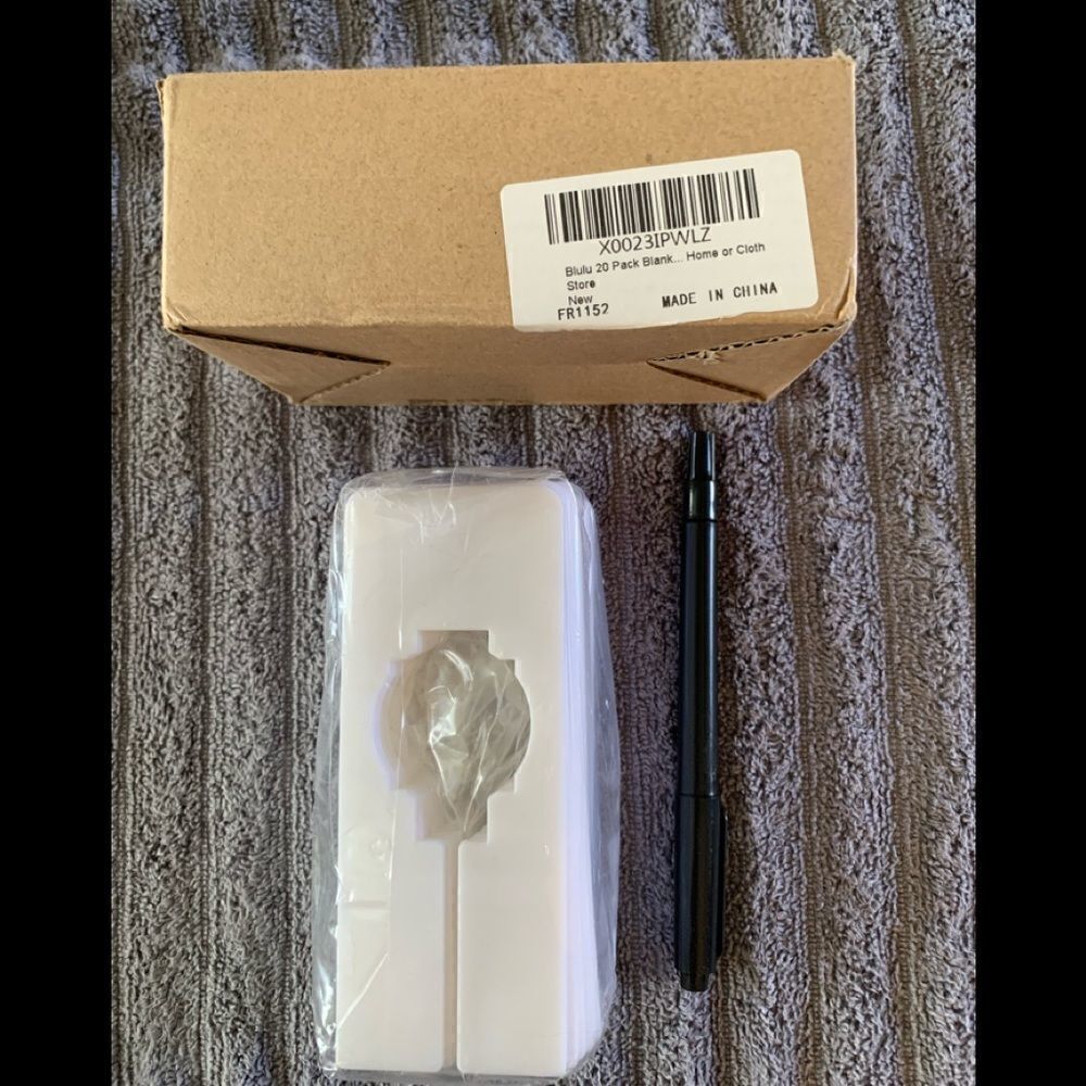 𝅺NWT Hanging Sizers